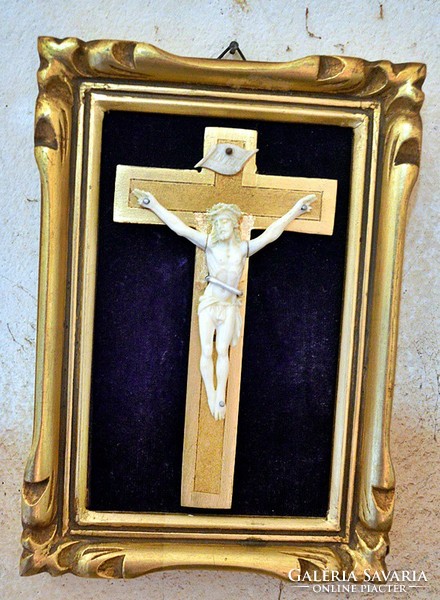 61. Antique bone of Jesus Christ (8.5 Cm), corpus, crucifix, cross, 21 cm wooden frame!