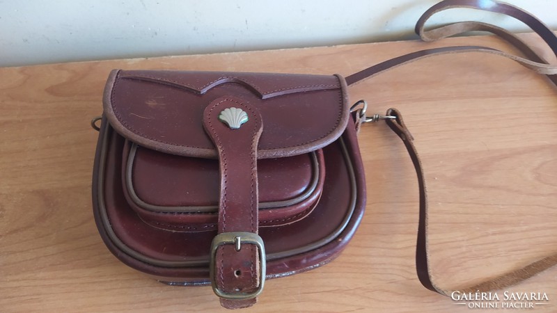 Beautiful women's leather bag