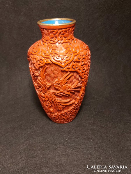 Chinese cinnabar engraved lacquer vase