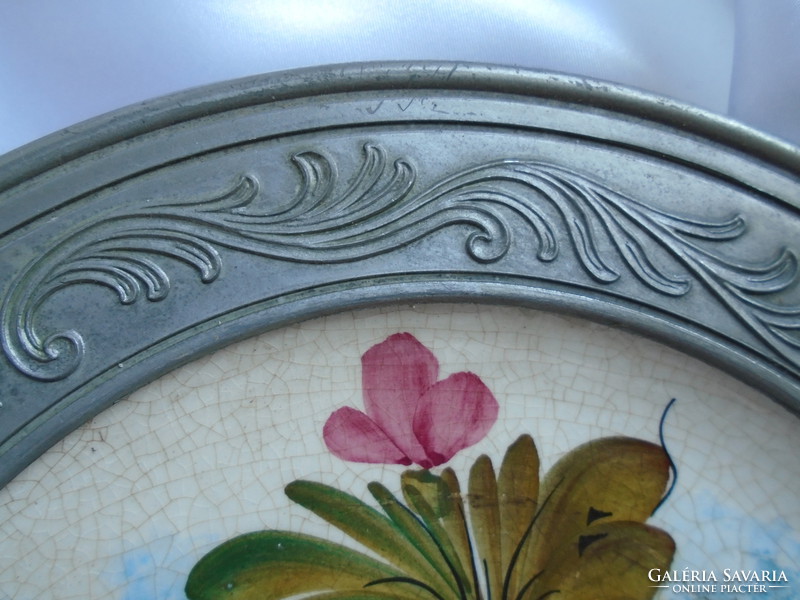 Metal czin tray with faience insert. 21.5 Cm.