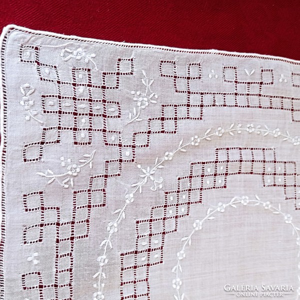 Antik díszzsebkendő, jegykendő, 27 x 27 cm
