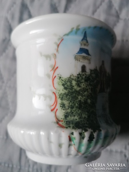 Antik csésze / Kossuth Szoborral