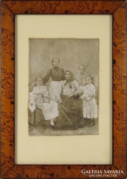 1H089 antique framed family photography 26.5 X 18.5 Cm