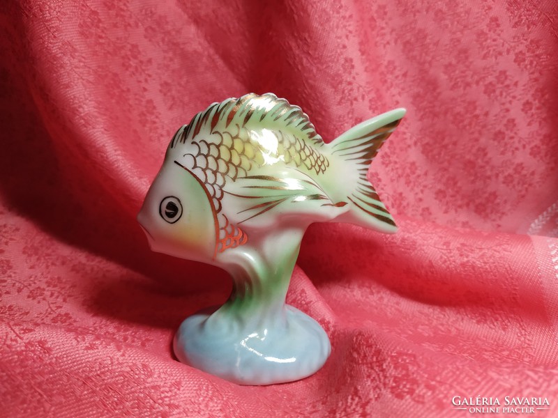Hollóházi porcelán hal, nipp