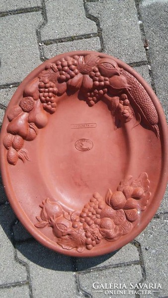 Large serving bowl with terracotta grapes motif