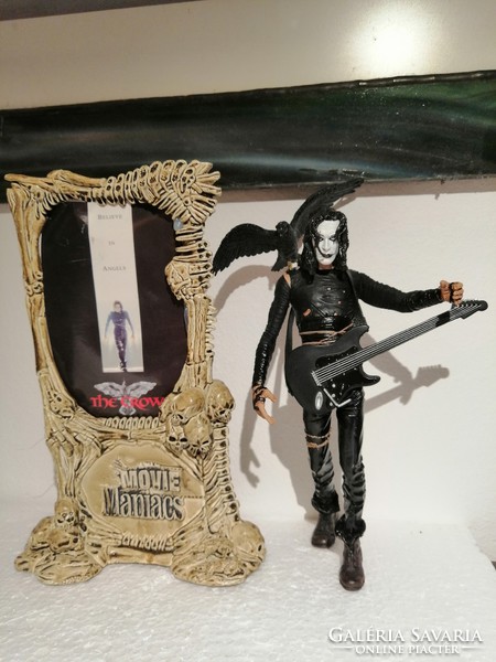 Action figure, musician figure, the crow, movie maniacs