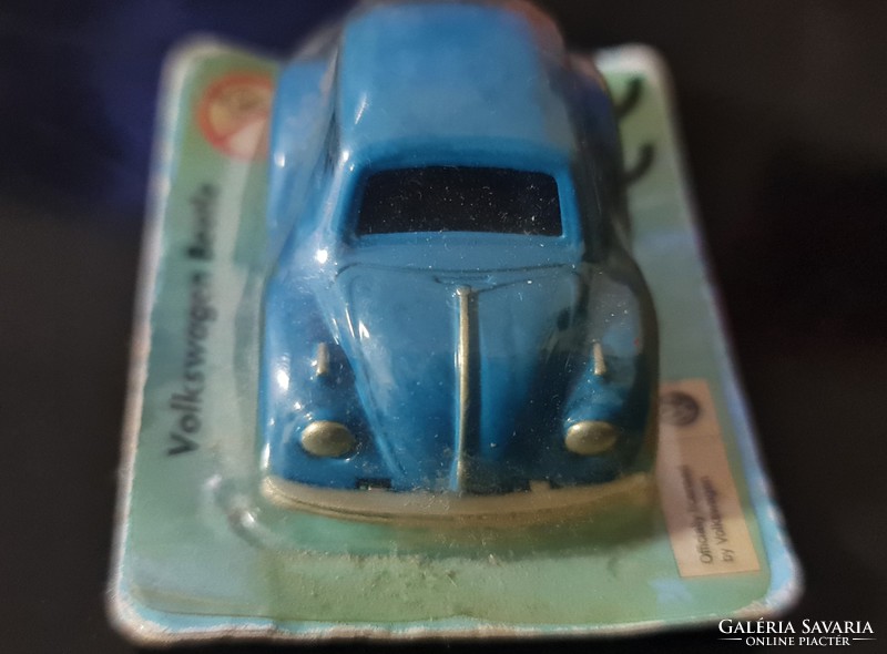 Régi eredeti Volkswagen Beetle kisautó bontatlan dobozban