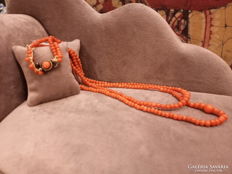 Double row coral necklace