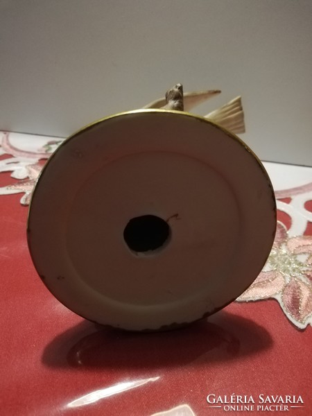 Capodimonte jelzésű porcelán kismadár