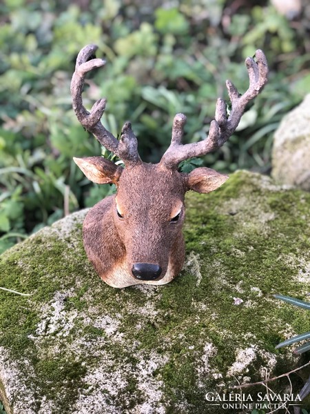 Deer, table decoration statue, synthetic resin