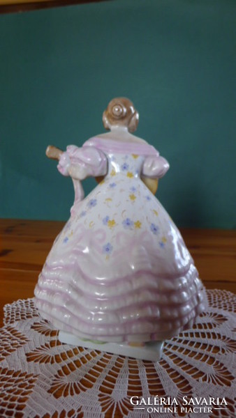 Porcelain statue of Heron in a pink dress from Herend