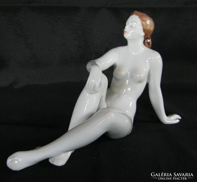 Hollow house porcelain female nude
