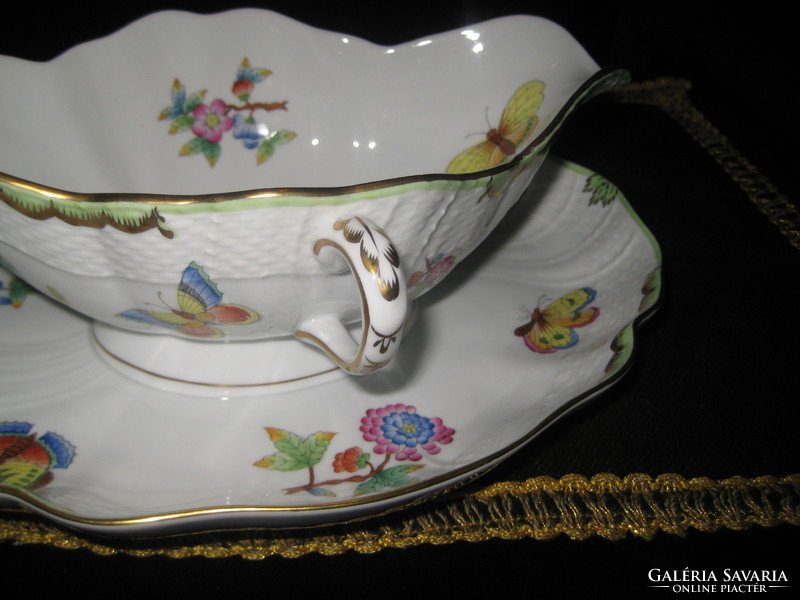 Herendi, Victoria pattern, sauce bowl, 26 x 21 cm