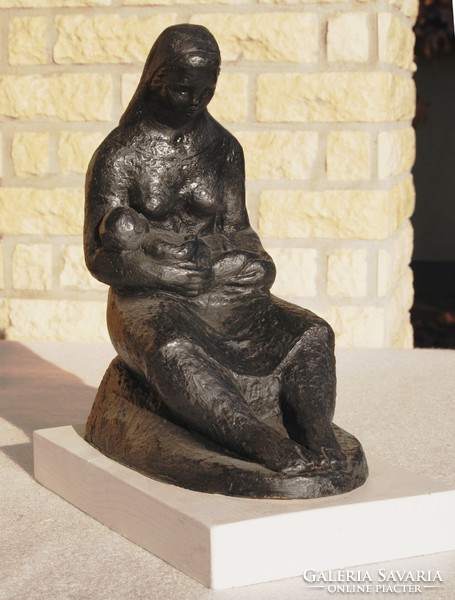 Simonfalvy G.: Anya gyermekével, 1964 - egyedi, jelzett kerámia szobor