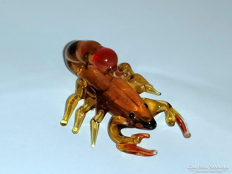 Miniatűr ritka üveg skorpió