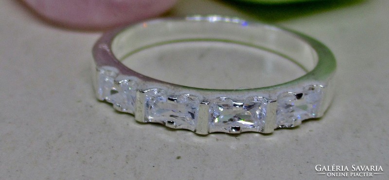 Very elegant white stone silver wedding ring