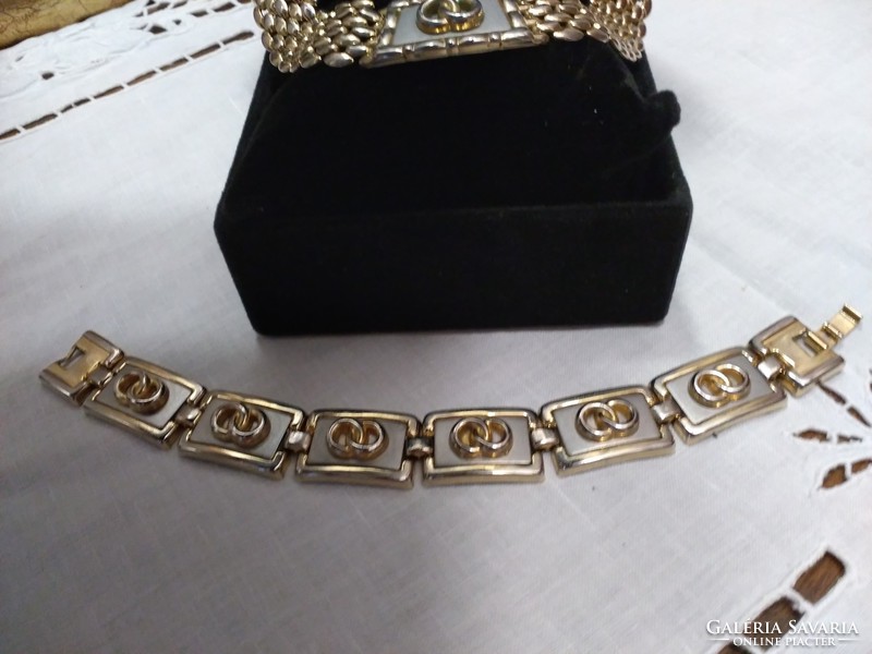 Yellow and white gold plated combination necklace bracelet