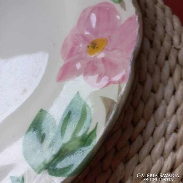4 earthenware flat plates/bowls with flowers / the price applies to 1 piece/