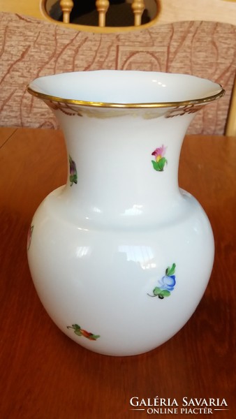 Herend vase