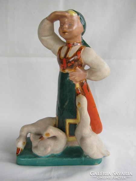 Retro ... Hop ceramic budapest girl with goose large size 30 cm