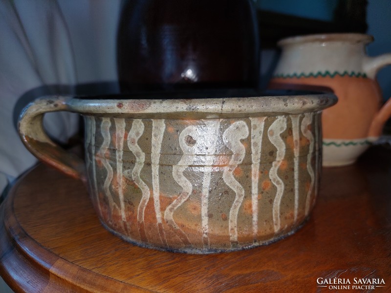 Totya pot antique 21 cm diameter 7.5 Cm high