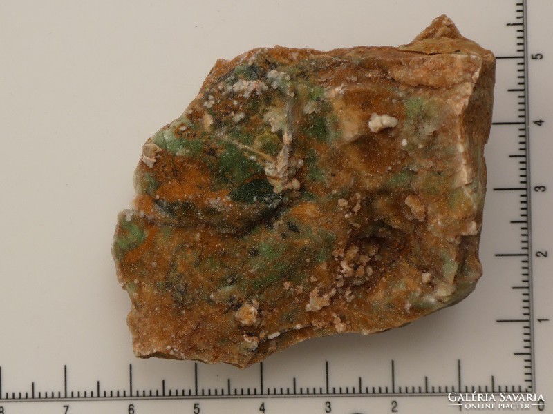 Természetes Krómkalcedon ásvány, nyers, gyűjteményi mintadarab. 58 gramm