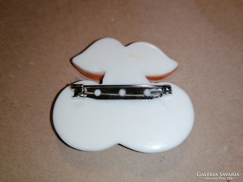 Retro cherry badge with brooch