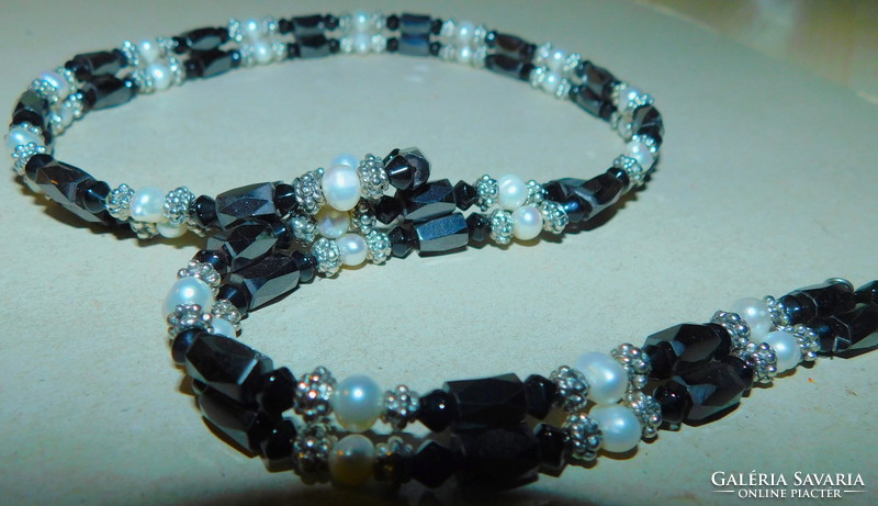 Pearl-hematite necklace-bracelet with the healing effect of magnetism 94 cm