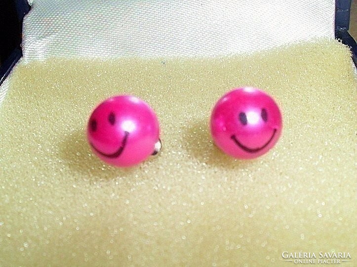 Rózsaszínű Shell Pearl Gyöngy Smiley Fülbevaló