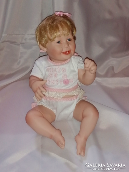 Porcelain artist doll. Rare! Collectible piece!