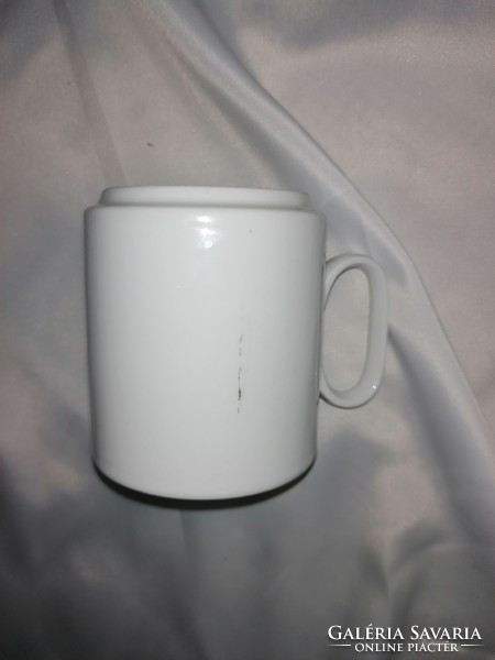 Porcelain mug and hen mug