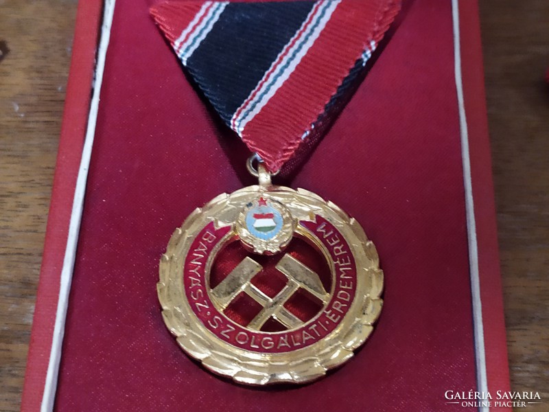 Miner Medal Series Gold, Silver, Bronze