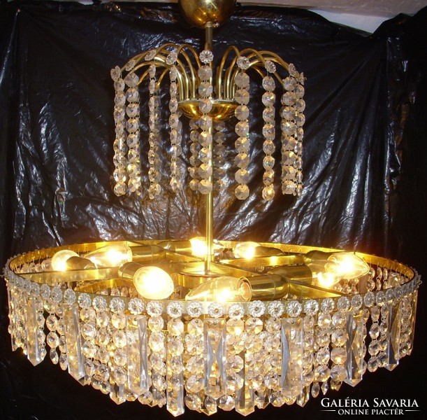 Crystal chandelier with 9 burners