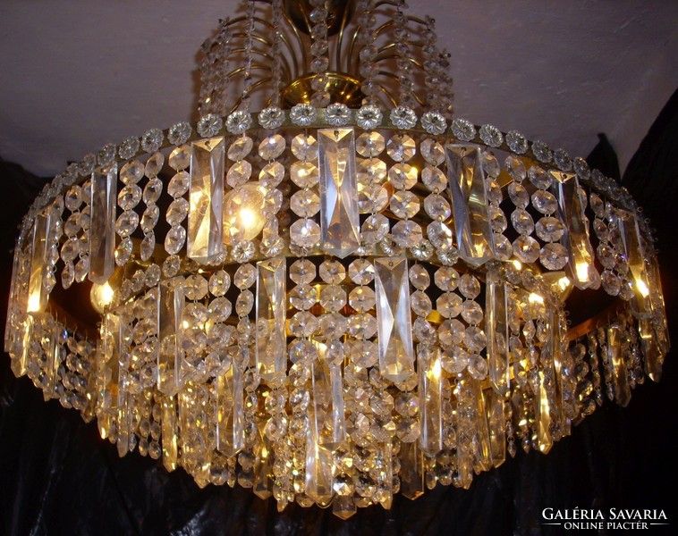 Crystal chandelier with 9 burners