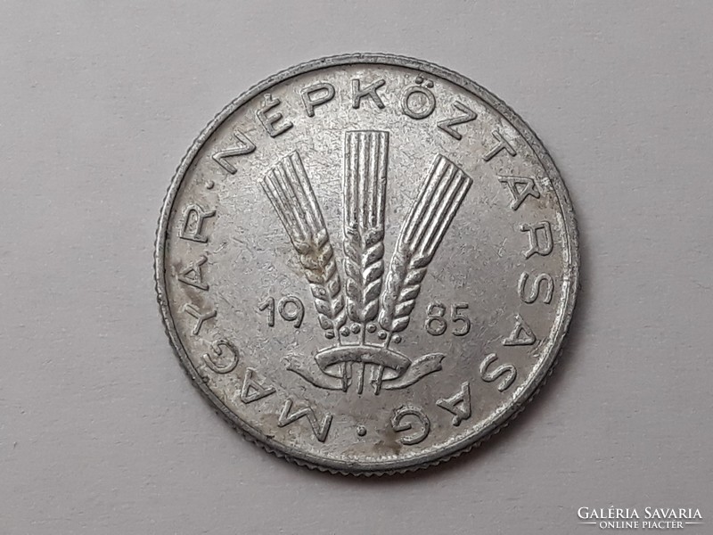 Hungarian 20 penny 1985 coin - Hungarian alu 20 pound 1985 coin