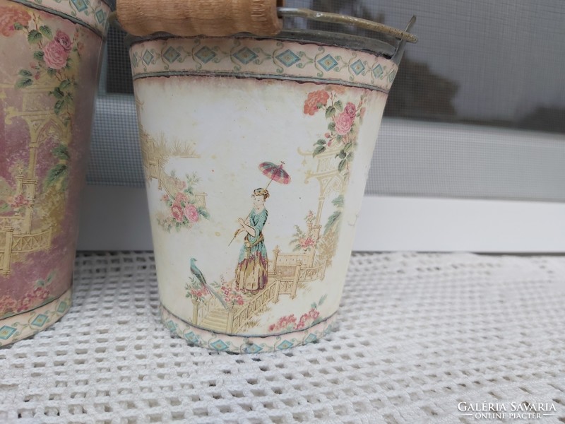 Gyönyörű vintage jelenetes bádog fém  vödör kaspó rózsás virágos Kínai gésa mesés darabok