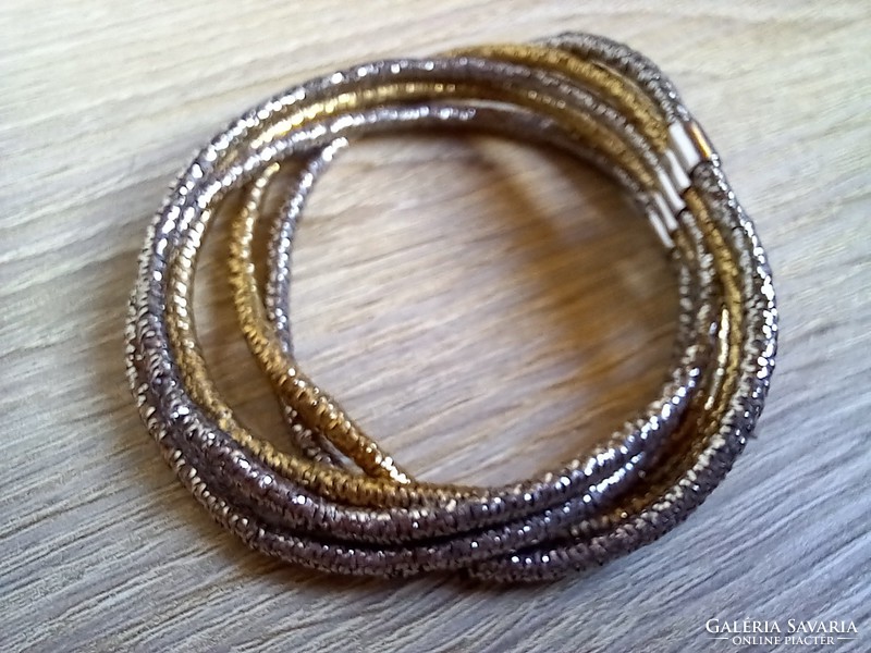 Silver rubber bracelet