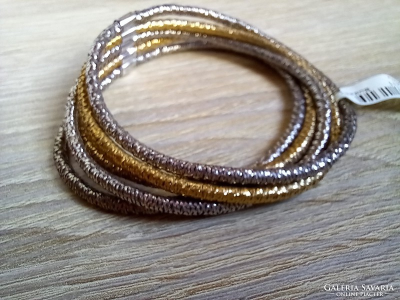 Silver rubber bracelet