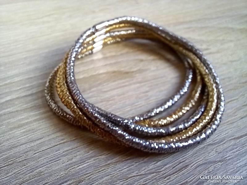 Silver rubber bracelet