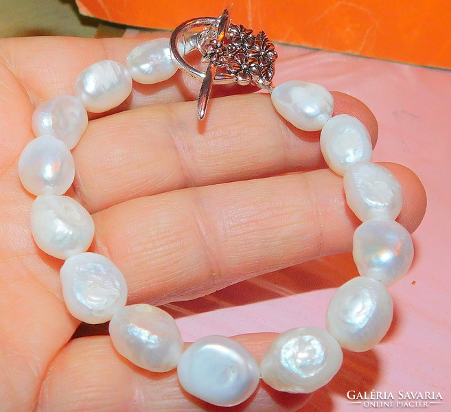 Giant eyed Japanese biwa real pearl bracelet with ornate floral clasp
