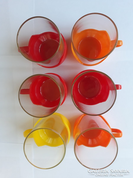 Set of 6 glass glasses with super retro plastic base from the '70s