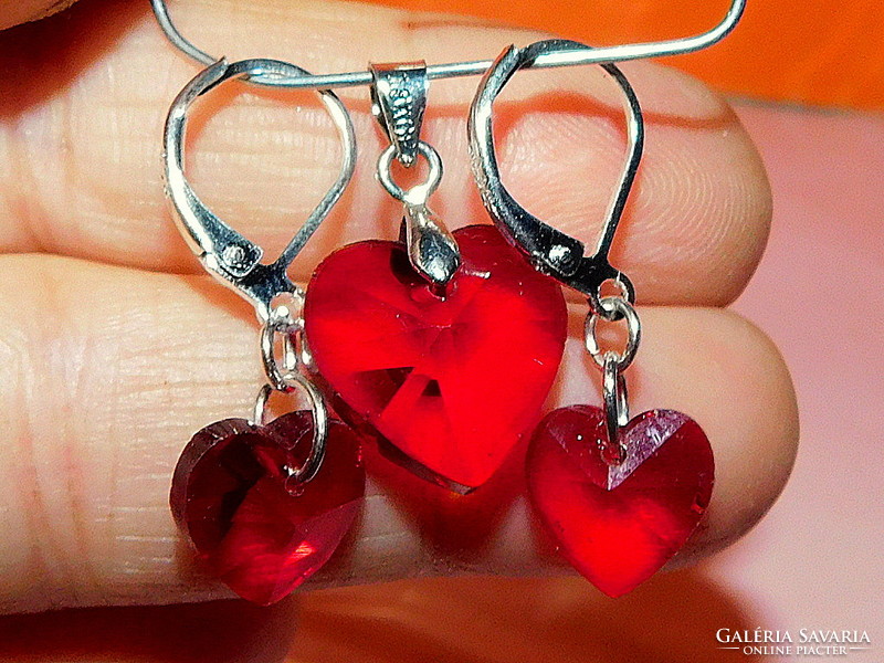 Ruby red heart earrings and pendant set - 18kgp