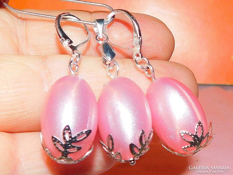 Set of pink glitter snowflake ornate pearl earrings and pendant