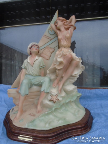 Gigantic size and weight Neapolitan figure on sailboats 45 x 33 cm Weight: 6.35 kg