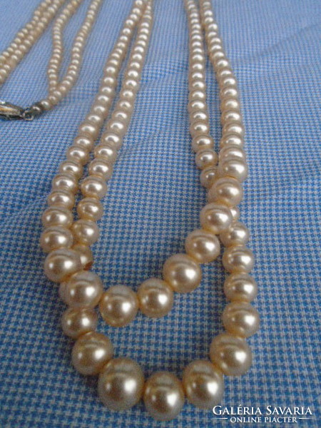 Antique Double-Breasted Marked Pearl Collier from the '50s-60s with Antique Buckle in Brilliant Silver Condition