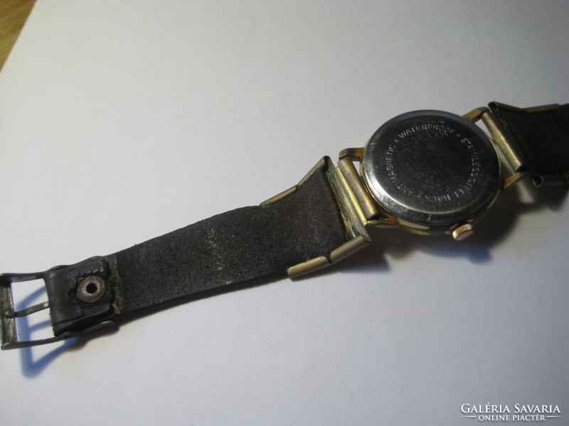 Kinzle old German watch from the fifties with a mechanical contemporary strap of 17 stones