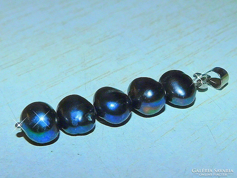 Night black cultured real pearl pendant