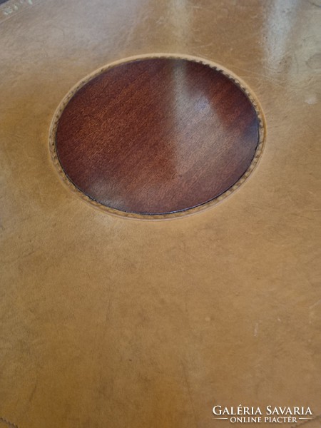 Angol chippendale körasztal