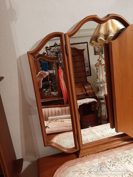 Baroque toilet mirror with dresser ....
