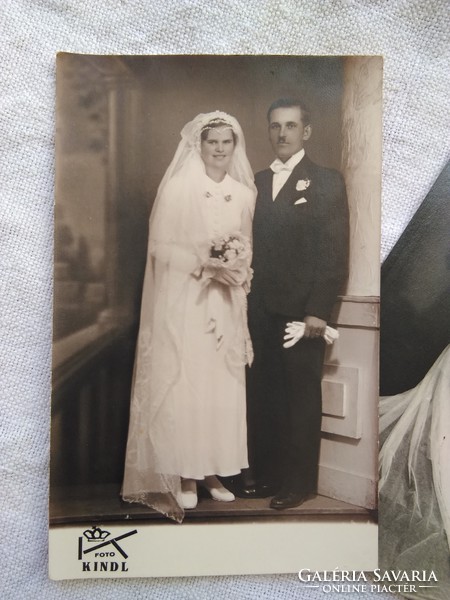2 Old Hungarian studio wedding photos, solid photo 1938, 1942, veil, barge, lace